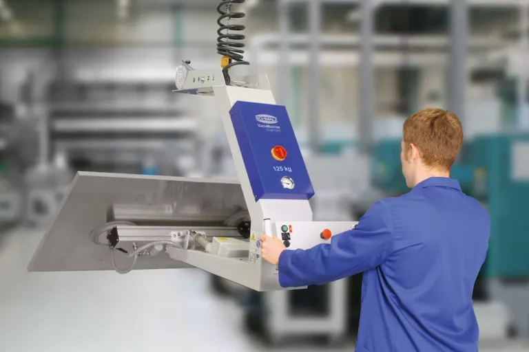 Вакуумни подемни устройства VacuMaster Comfort за пренасяне и завъртане на 180 градуса на алуминиеви плочи